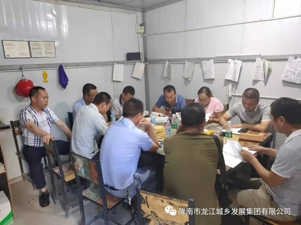 龍江·雙子座商住小區(qū)項目順利通過主體結(jié)構驗收