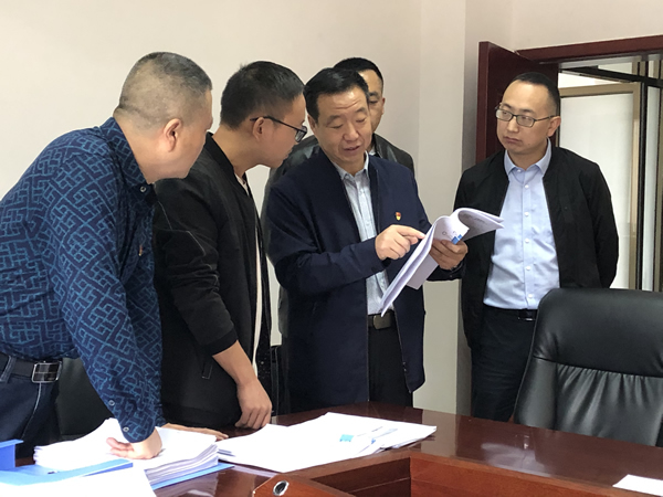 市委“不忘初心、牢記使命”第十三指導(dǎo)組檢查指導(dǎo)集團公司主題教育工作